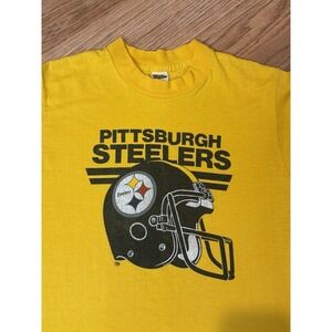 Vintage 80S Pittsburgh Steelers Football T-Shirt Sz MED By Trench Helmet Graphic